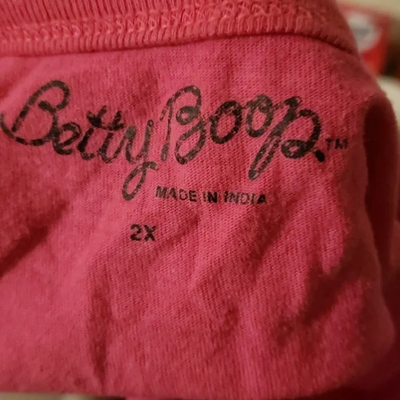 Pink Betty Boop and Puppy Licensed Novelty Women's T-shirt Size 2X Must Bundle 3 - Picture 4 of 4